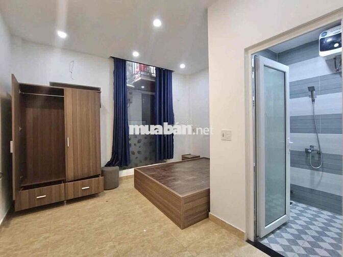 Nhà 3 tầng (5x10) Hoàng Diệu, kiệt thoáng gần đường chính 3ty950