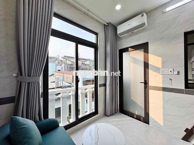 CHO THUÊ DUPLEX FULL NT CÓ BAN CÔNG THOÁNG MÁT RỘNG RÃI NGAY TRUNG TÂM