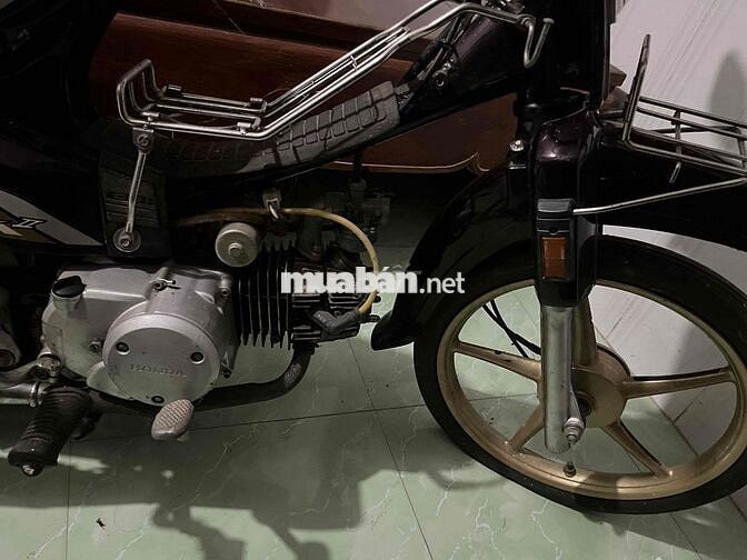 Honda Dream màu Nâu
