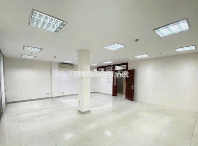 CHO THUÊ VĂN PHÒNG –  CÁCH MẠNG THÁNG 8, GẦN VÒNG XOAY DÂN CHỦ