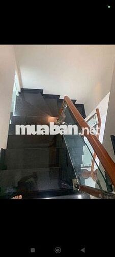 nhà cho thuê hẻm 8m nhà đẹp 2 tấm st 4 phòng ngủ 