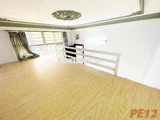 CHO THUÊ PHÒNG NGAY CÔNG VIÊN LÀNG HOA CỬA SỔ THOÁNG