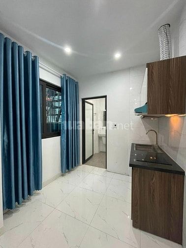 Tôi cần bán nhà đầu ngõ Lê Thanh Nghị, giá 11.6 tỷ, 43m2x5T, thang máy