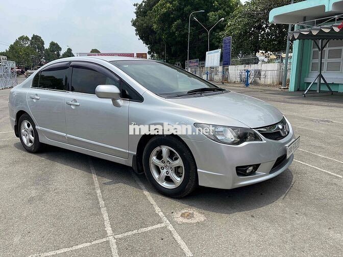 Honda Civic 2011 1.8 Bạc