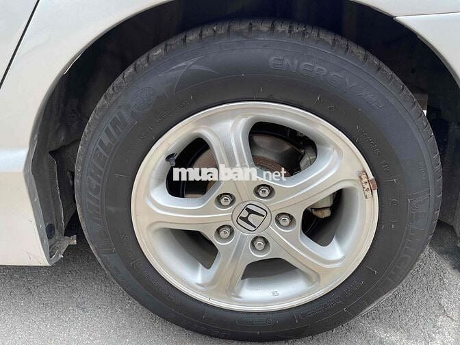 Honda Civic 2011 1.8 Bạc