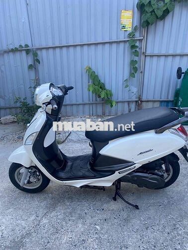 SYM Elizabeth FI màu Trắng