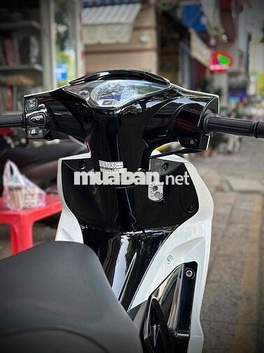 Honda Future 125 Led 2025 Trắng Chính Chủ