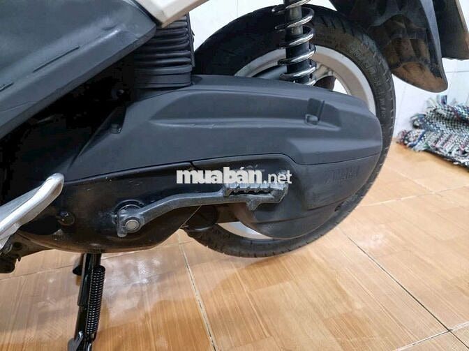 Yamaha Mio Classico màu Kem