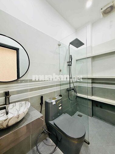 BÁN GẤP NHÀ MƠI 854/44/25 thống nhất