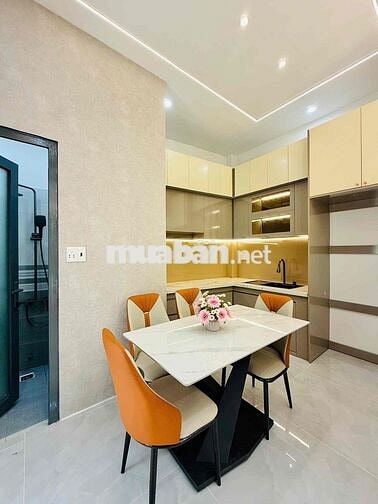 BÁN GẤP NHÀ MƠI 854/44/25 thống nhất