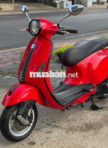 Piaggio Vespa Primavera Đỏ