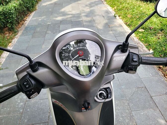 Janus 125fi 2023 Limited Trắng xám
