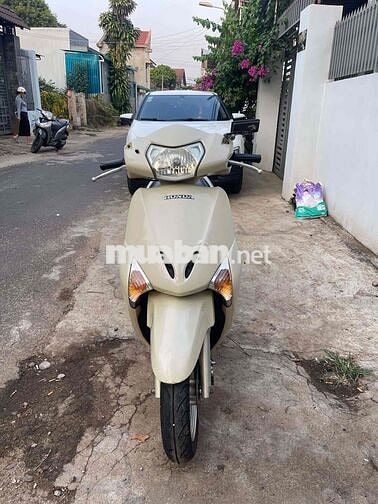 Honda Lead Vàng kem