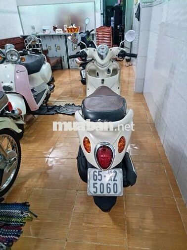 Yamaha Mio Classico màu Kem