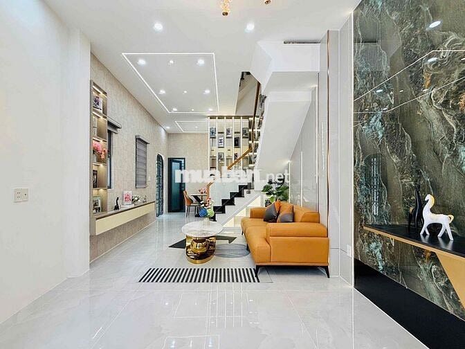 BÁN GẤP NHÀ MƠI 854/44/25 thống nhất