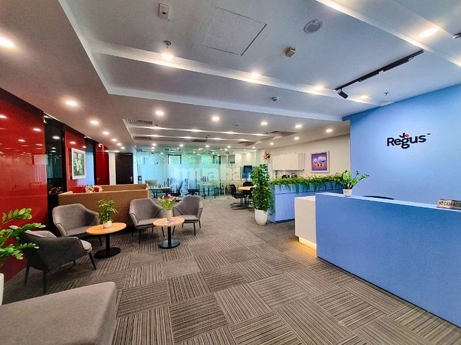 Thuê bàn làm việc riêng - không gian làm việc chung Regus Riverside