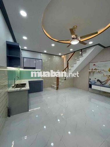 Nhà mới 2 tầng, nở hậu, 3PN, 39 m2-gần cầu Hậu Giang, 3.5 tỷ