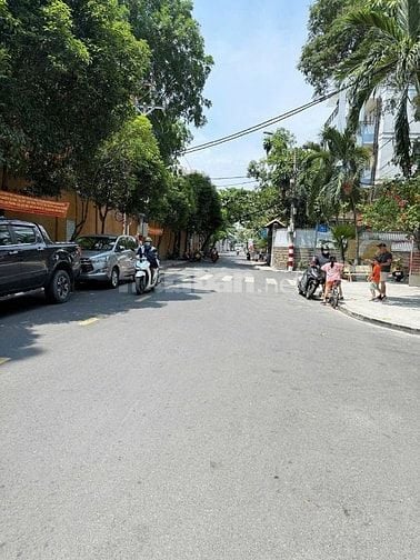 Bán đất mặt tiền công viên số D1 cư xá Phú Thọ Hòa, Gò Cẩm Đệm - 4*11
