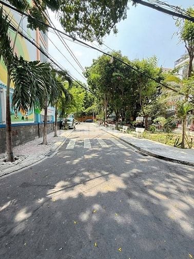 Bán đất mặt tiền công viên số D1 cư xá Phú Thọ Hòa, Gò Cẩm Đệm - 4*11