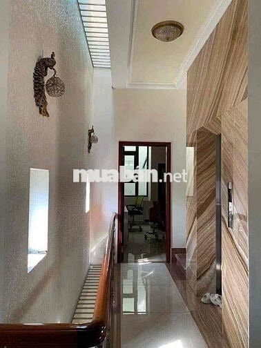 CHO THUÊ NHÀ 1TRỆT 3LẦU 6PHÒNG NGỦ GẦN TRUNG TÂM HÀNH CHÍNH TP MỚI