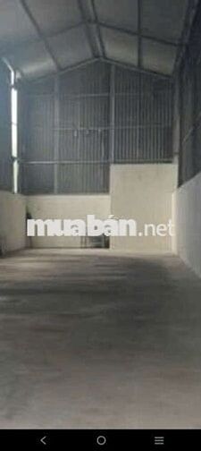 nhà xưởng cho thuê  có 3fa xe lớn vào 