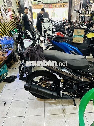 Tuyển 2 Thợ Rửa Xe Máy