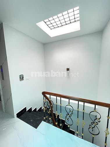 Nhà phố Tam Trinh ! thang máy nhập khẩu,lô góc ,mặt tiền rộng 