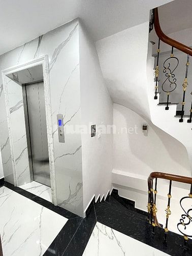 Nhà phố Tam Trinh ! thang máy nhập khẩu,lô góc ,mặt tiền rộng 