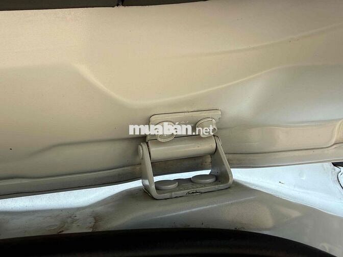 Mitsubishi Outlander 2.0 Trắng sản xuất 2019