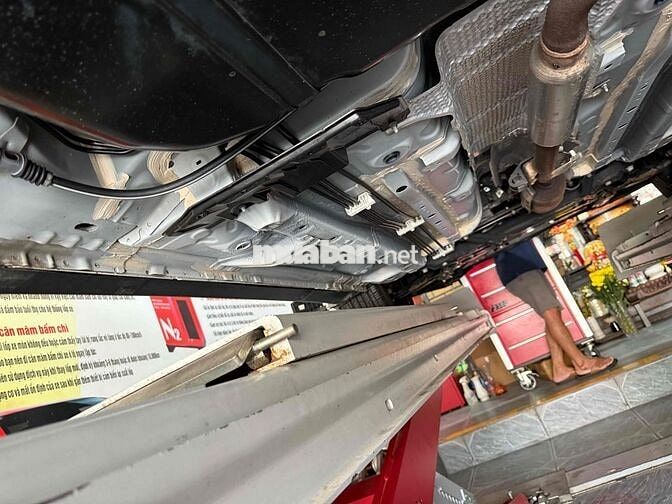 Mitsubishi Outlander 2.0 Trắng sản xuất 2019