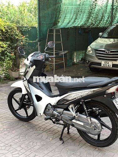 Honda Blade 2018 Trắng đen
