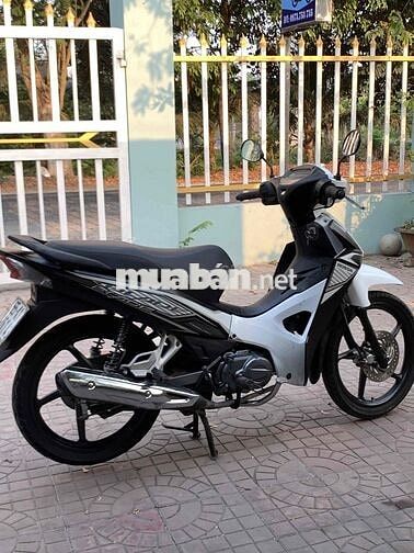 Honda Blade 2018 Trắng đen