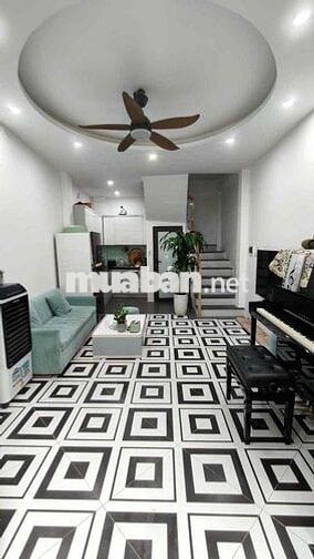 Bán nhà 5 tầng lô góc Nguyễn Đạo An, Phú Diễn