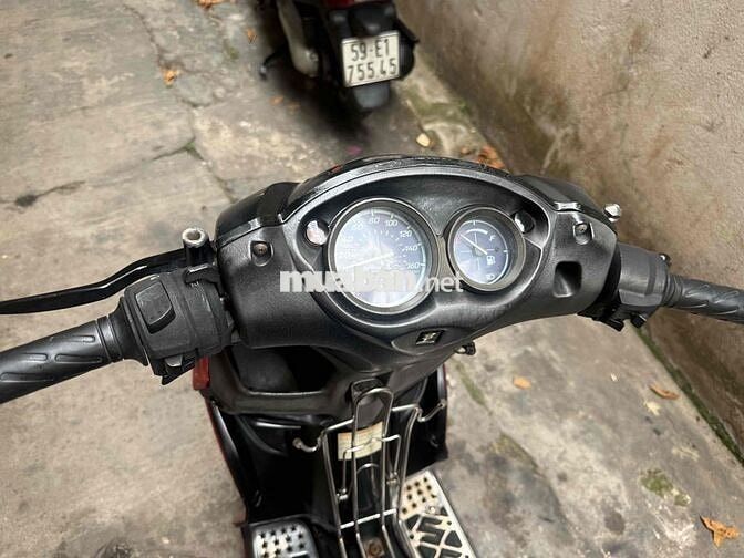 Suzuki Hayate 2010 Đỏ