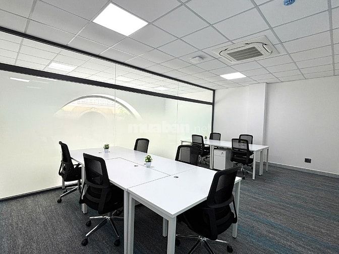 Cho thuê bàn ​​làm việc chung từ 1tr6 mỗi tháng tại HQ Vạn Phúc City