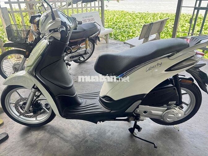 Piaggio Liberty 50cc Fi Trắng