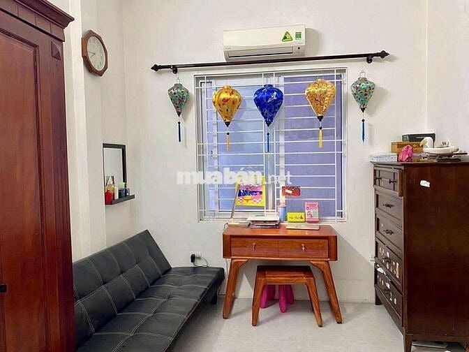BÁN NHÀ THANH NHÀN ,HBT ,23M2 X3 TẦNG ,59 TỶ,SỔ ĐỎ NỞ HẬU,CĂN HIẾM.