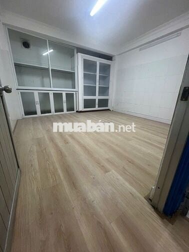 Cho Thuê Mặt Tiền 224 Võ Văn Ngân Thủ Đức 8 Phòng, 4WC, 322m2 Nền