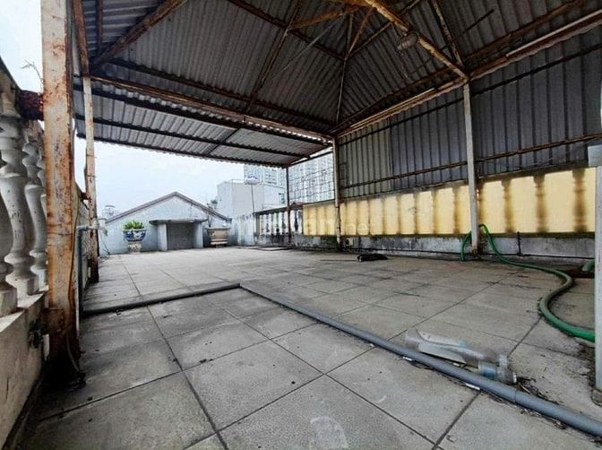 Cho thuê nhà mặt ngõ ô tô ngõ 279 Đội Cấn, diện tích 38m2, 5 tầng +tum