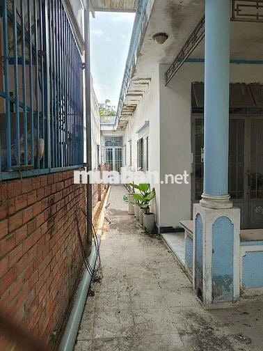 Nhà 2 phòng sân rộng, gần chợ Thới Tứ Thới Tam Thôn, Đường xe tải