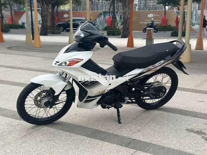 Yamaha Exciter 135 Trắng 1s9a ctd xún áo