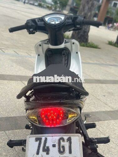 Yamaha Exciter 135 Trắng 1s9a ctd xún áo