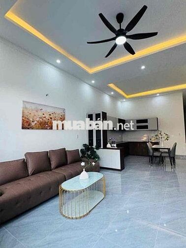 Nhà mới 5x28 hẻm Y wang giá 2290