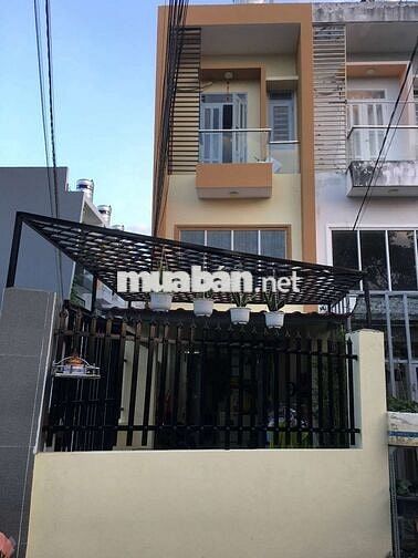 chính chủ gửi bán căn nhà y trong hình