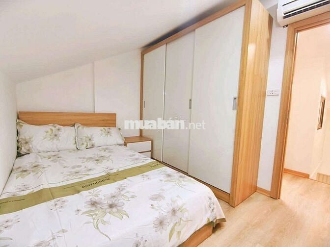3 tỷ tí Tập thể Quỳnh Mai, Duplex 80m 4 ngủ, mặt phố ô tô đỗ cửa, SĐCC