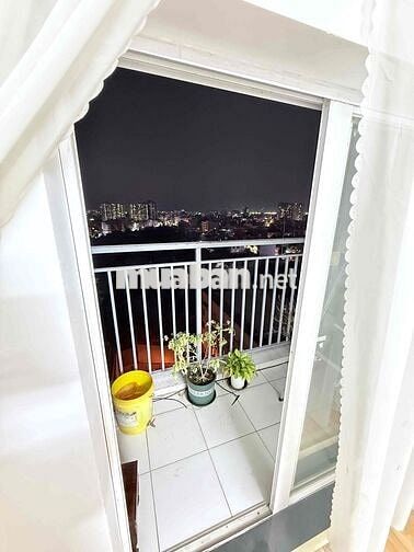 Cho thuê căn hộ chung cư cao cấp nội thất cơ bản