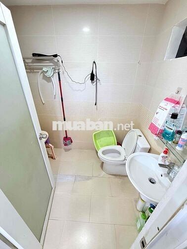 Cho thuê căn hộ chung cư cao cấp nội thất cơ bản