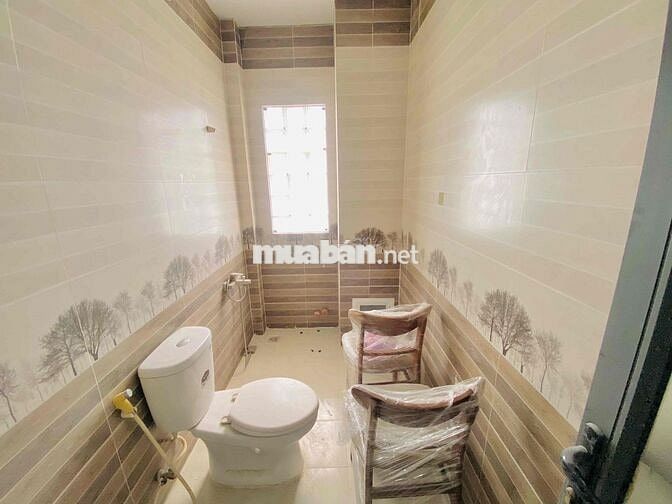 CHO THUÊ TOÀ NHÀ 4X22M NỞ HẬU 5M CÓ THANG MÁY MẶT TIỀN NGUYỄN THỊ THÂP