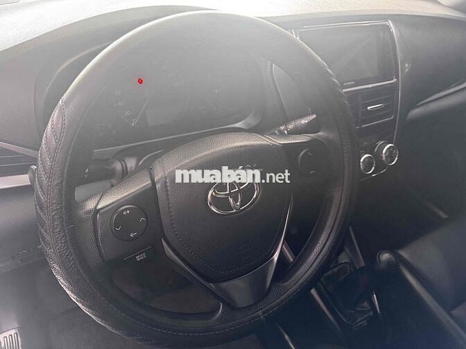 Toyota Vios 5 chỗ Trắng