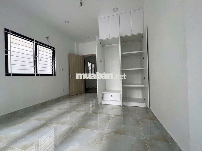Cho Thuê Nhà Đường Nguyễn Đình Chiểu, Quận 3 ( Ngang 4.5m - Nhà Đẹp )